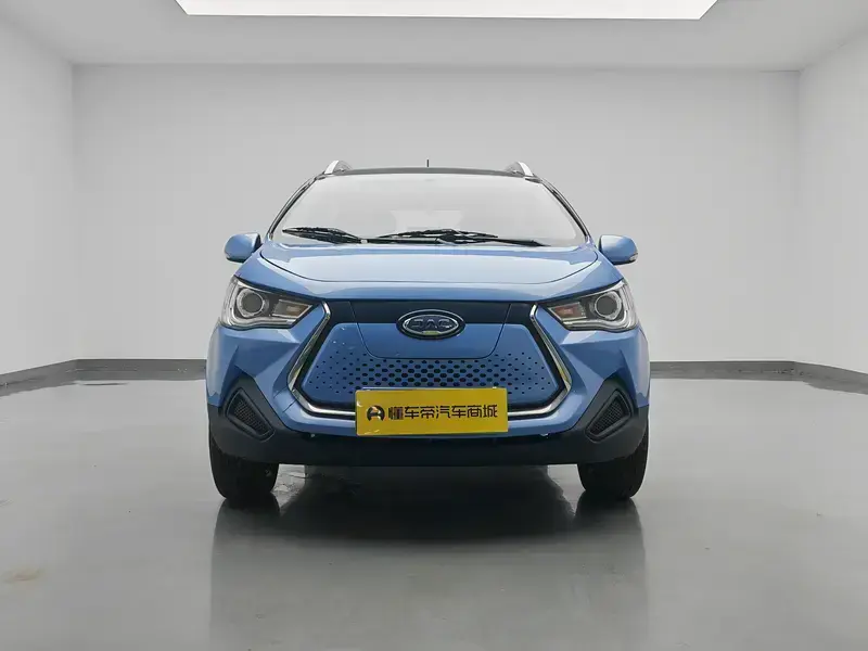 2020 JAC JAC iEV6E с пробегом 9 000 км