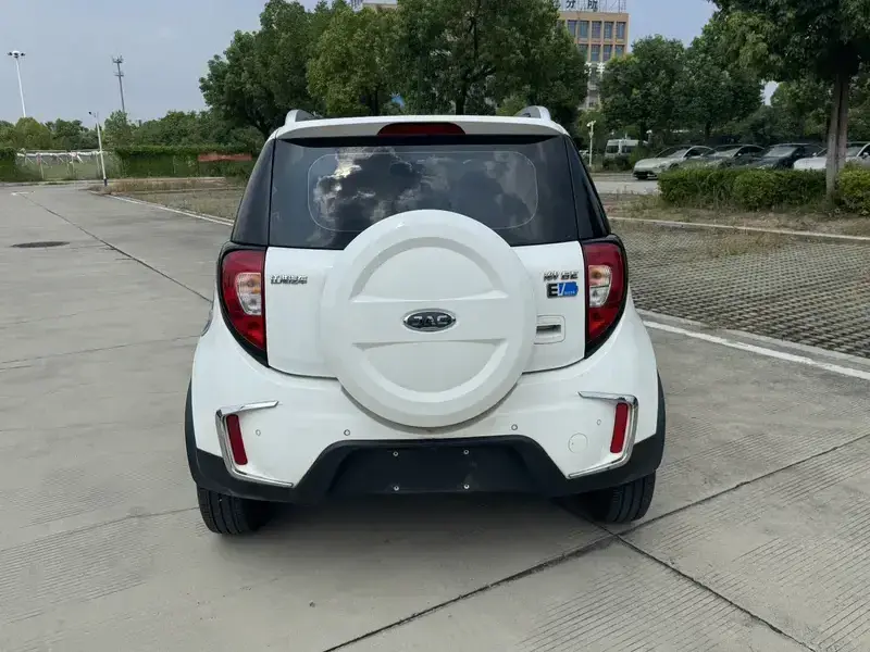 2019 JAC JAC iEV6E с пробегом 80 000 км