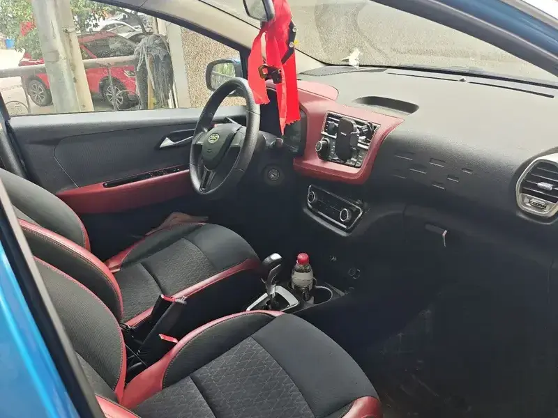 2018 JAC JAC iEV6E с пробегом 32 000 км