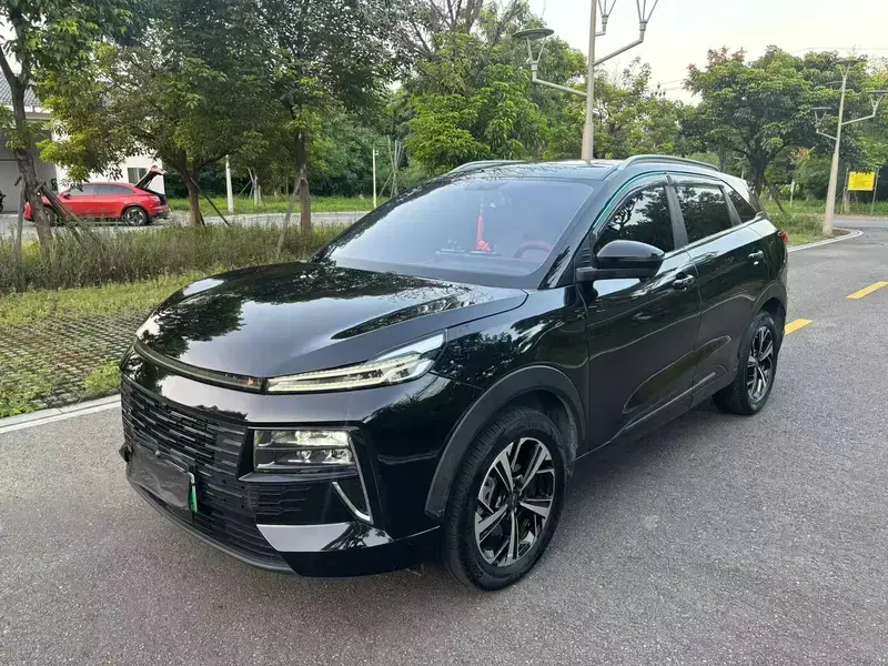 2023 JAC JAC QX PHEV с пробегом 35 000 км