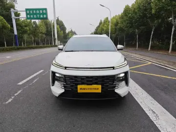 2023 JAC JAC QX PHEV с пробегом 34 000 км