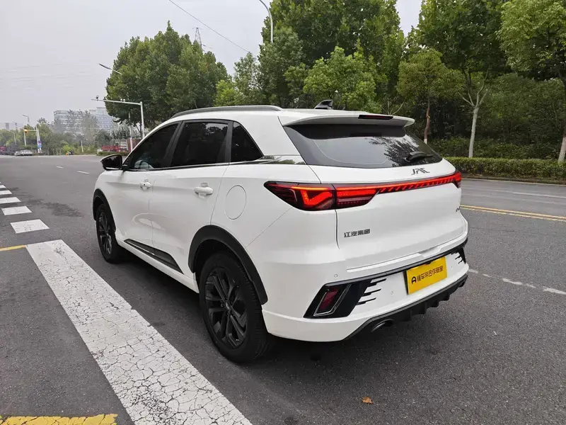 2023 JAC JAC QX PHEV с пробегом 34 000 км