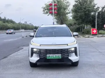 2023 JAC JAC QX PHEV с пробегом 43 000 км