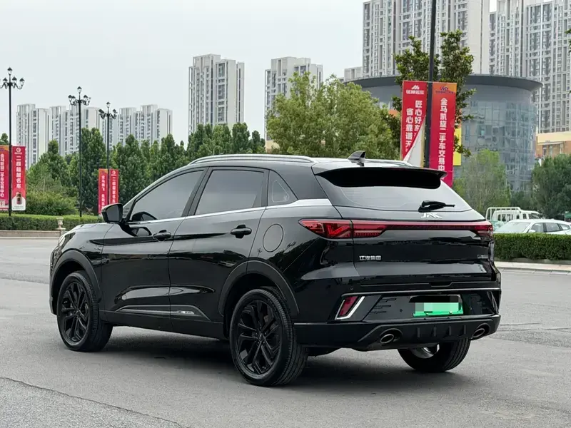 2023 JAC JAC QX PHEV с пробегом 26 000 км