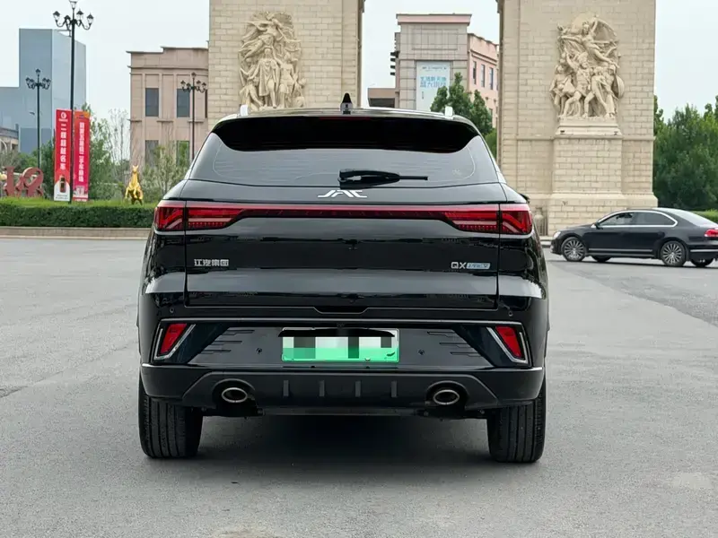 2023 JAC JAC QX PHEV с пробегом 26 000 км