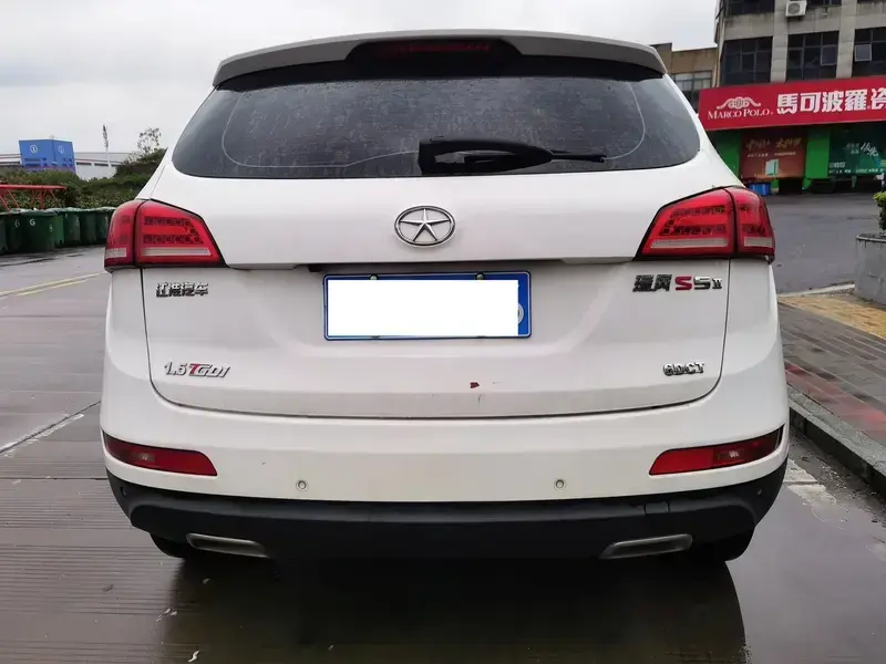 2017 JAC Refine S5 с пробегом 121 400 км