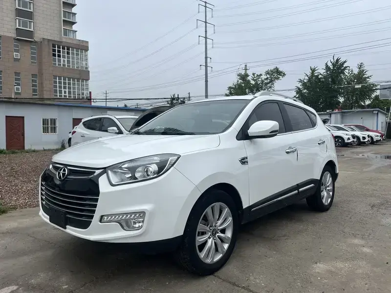 2017 JAC Refine S5 с пробегом 90 000 км