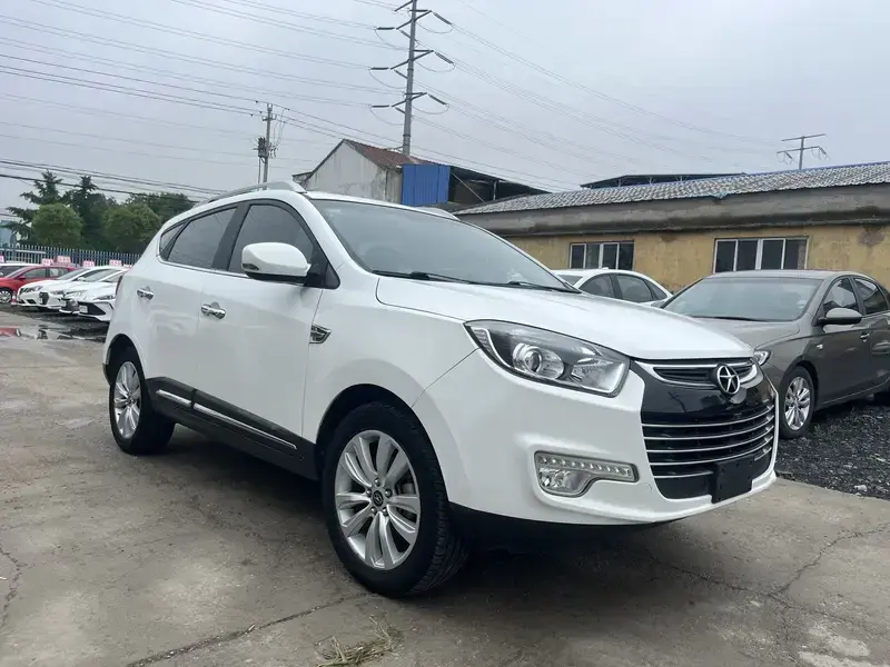2017 JAC Refine S5 с пробегом 90 000 км