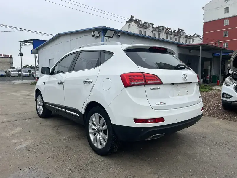 2017 JAC Refine S5 с пробегом 90 000 км