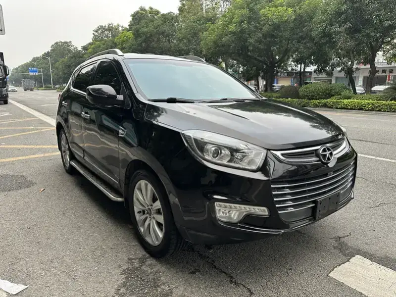 2015 JAC Refine S5 с пробегом 88 000 км