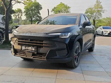2025 JETOUR Dasheng i-DM с пробегом 23 000 км