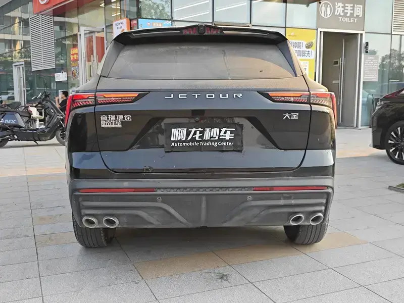 2025 JETOUR Dasheng i-DM с пробегом 23 000 км