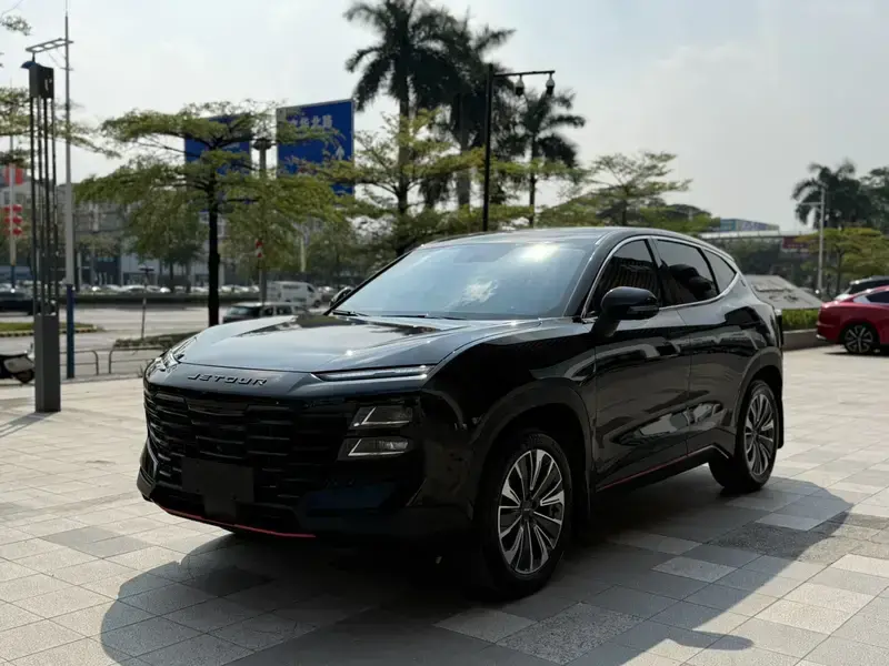2023 JETOUR Dasheng i-DM с пробегом 26 000 км