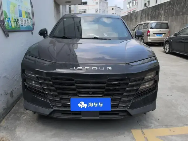 2022 JETOUR Dasheng i-DM с пробегом 19 000 км