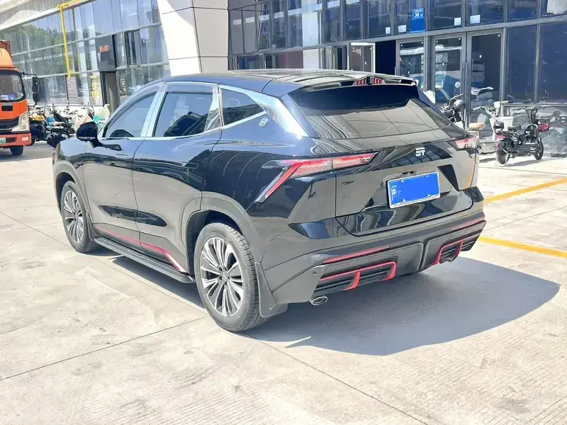 2023 JETOUR Dasheng i-DM с пробегом 26 000 км