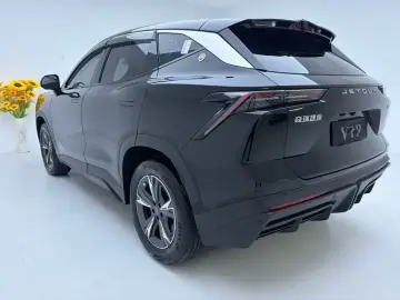 2023 JETOUR Dasheng i-DM с пробегом 36 000 км