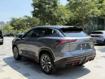 2023 JETOUR Dasheng i-DM с пробегом 30 000 км