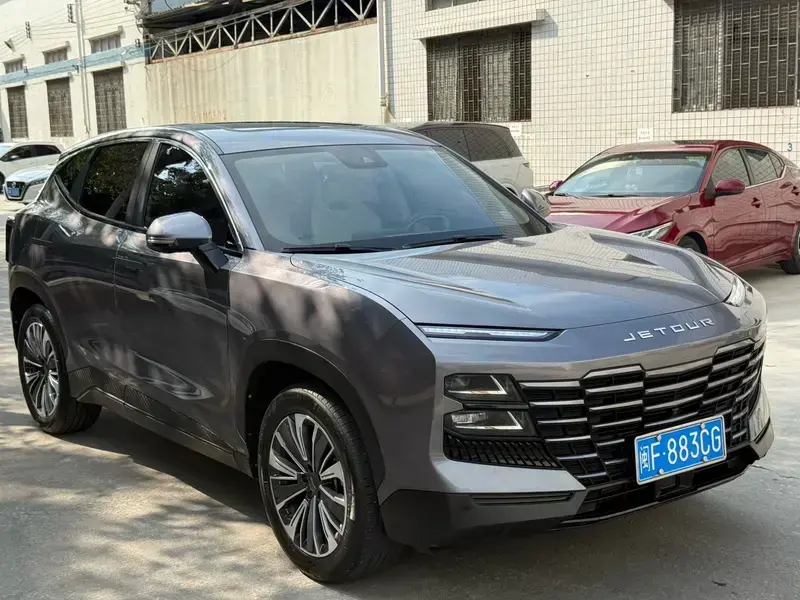 2022 JETOUR Dasheng i-DM с пробегом 38 000 км