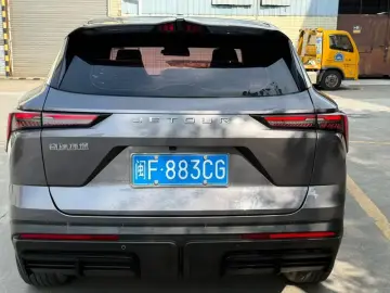 2022 JETOUR Dasheng i-DM с пробегом 38 000 км