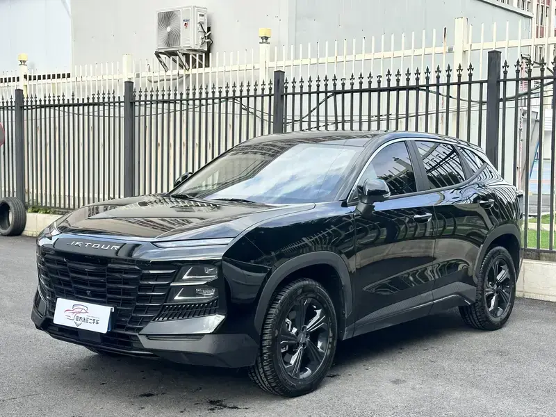 2025 JETOUR Dasheng i-DM с пробегом 21 000 км