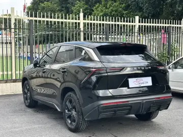 2025 JETOUR Dasheng i-DM с пробегом 21 000 км