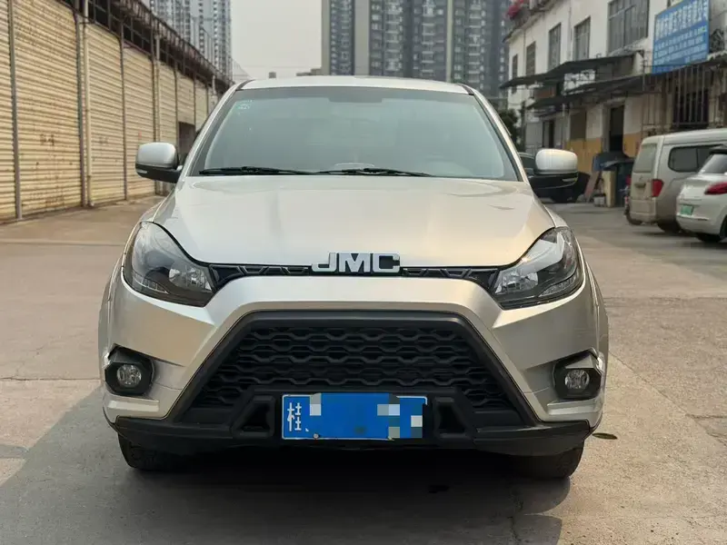 2018 JMC Yuhu 5 с пробегом 180 000 км