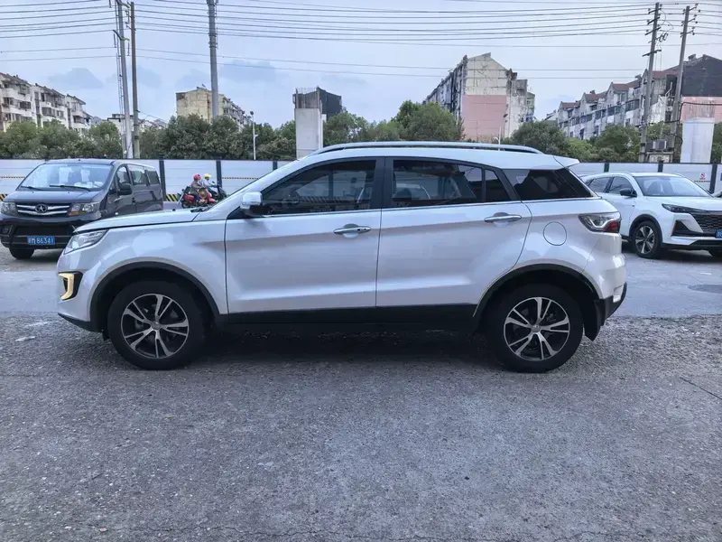 2017 JMC Yusheng S330 с пробегом 100 000 км