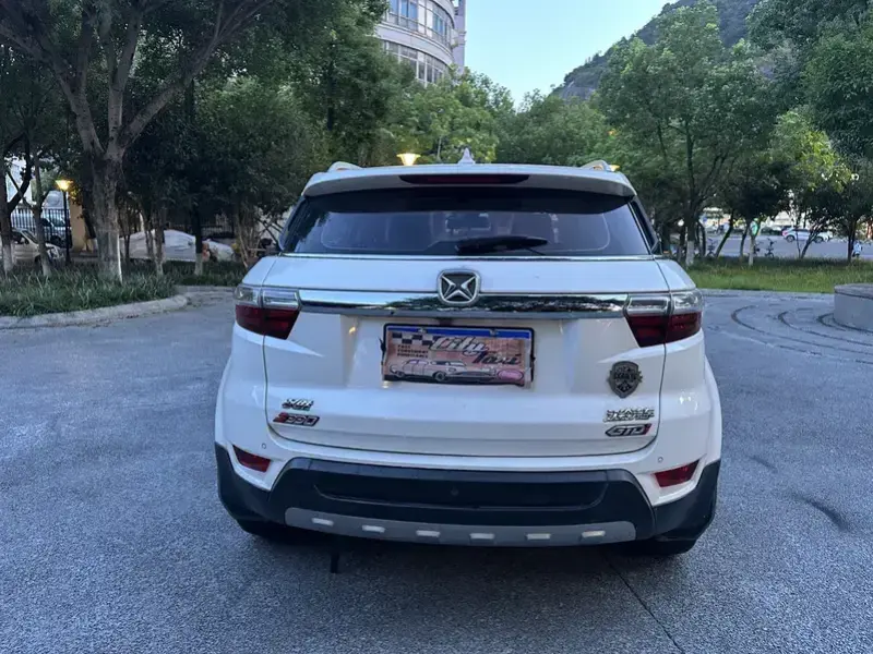 2016 JMC Yusheng S330 с пробегом 97 000 км