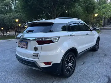 2016 JMC Yusheng S330 с пробегом 97 000 км