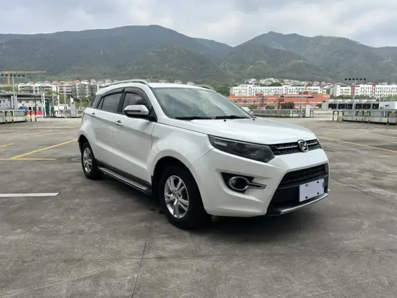 2016 JMC Yusheng S330 с пробегом 125 600 км