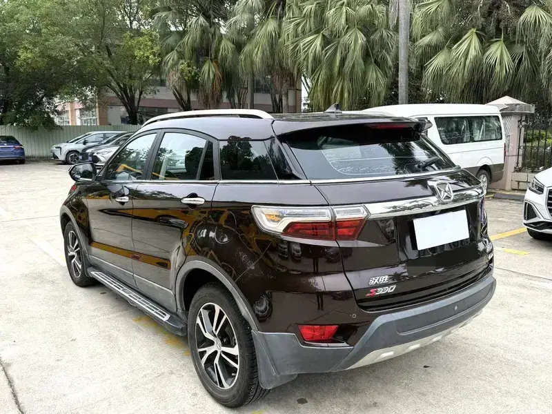 2016 JMC Yusheng S330 с пробегом 170 000 км