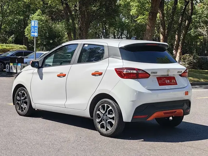 2023 JMC Yizhi EV3 с пробегом 31 000 км