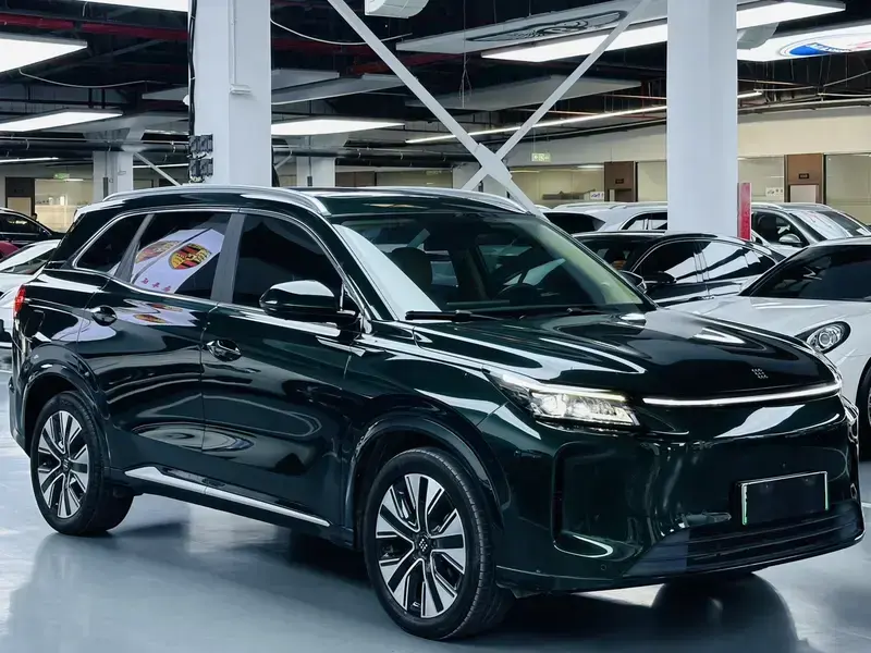 2025 Landian E5 PLUS с пробегом 32 000 км