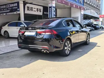 2017 Kia Kaishen с пробегом 88 000 км