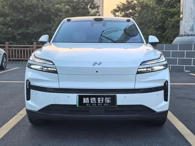 2026 Nio Ledo L80 с пробегом 7 800 км