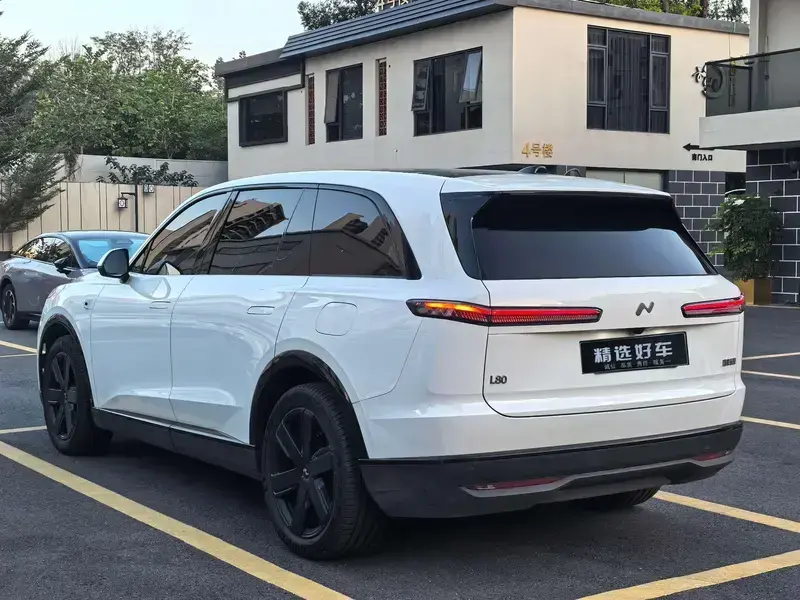 2026 Nio Ledo L80 с пробегом 7 800 км