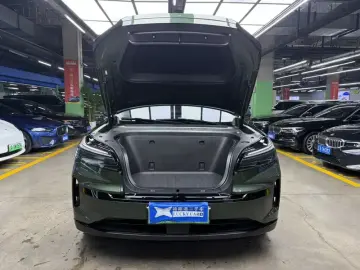 2026 Nio Ledo L80 с пробегом 18 700 км