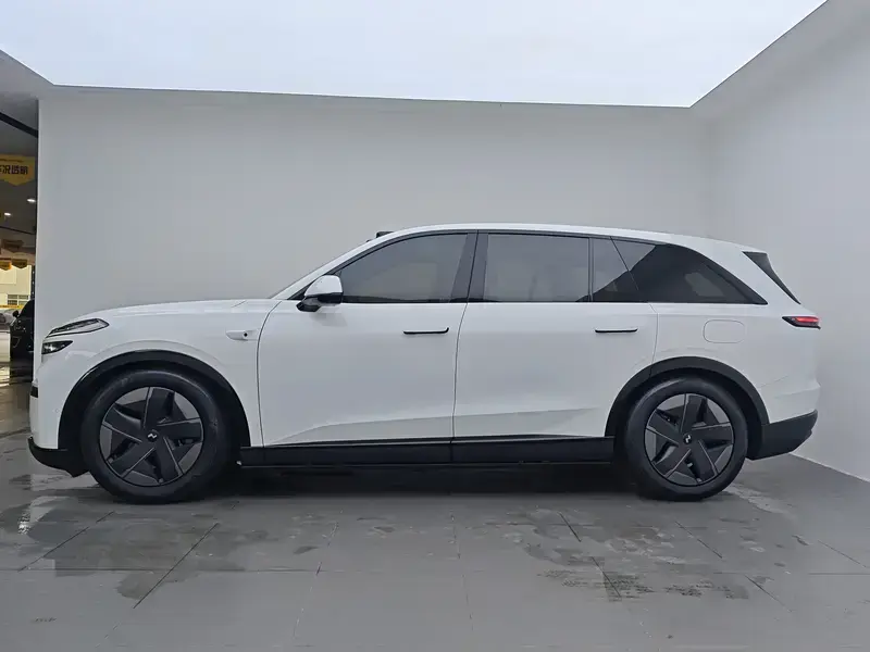 2026 Nio Ledo L80 с пробегом 7 100 км
