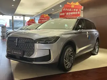 Lincoln Adventurer NEV