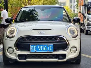 2016 Mini Electric MINI COOPER с пробегом 60 000 км
