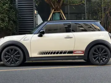 2016 Mini Electric MINI COOPER с пробегом 60 000 км