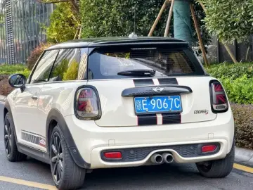 2016 Mini Electric MINI COOPER с пробегом 60 000 км