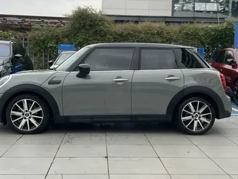 2022 Mini Electric MINI COOPER с пробегом 51 000 км