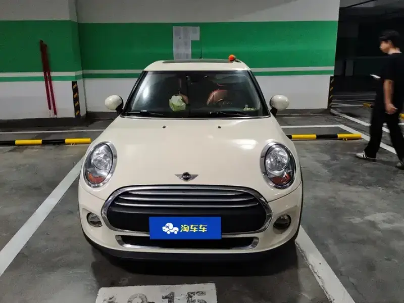 2015 Mini Electric MINI COOPER с пробегом 62 000 км