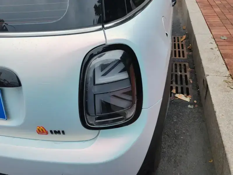 2016 Mini Electric MINI COOPER с пробегом 122 000 км