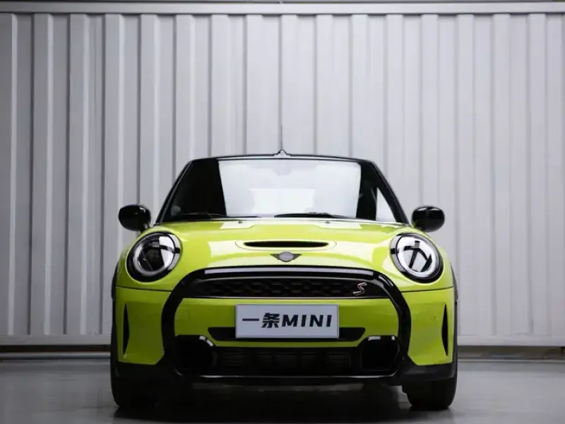 2023 Mini Electric MINI COOPER с пробегом 10 000 км