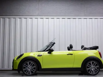 2023 Mini Electric MINI COOPER с пробегом 10 000 км