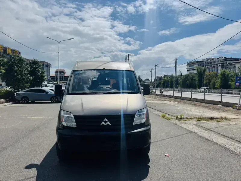 2012 Maxus Xintu V80 с пробегом 93 000 км