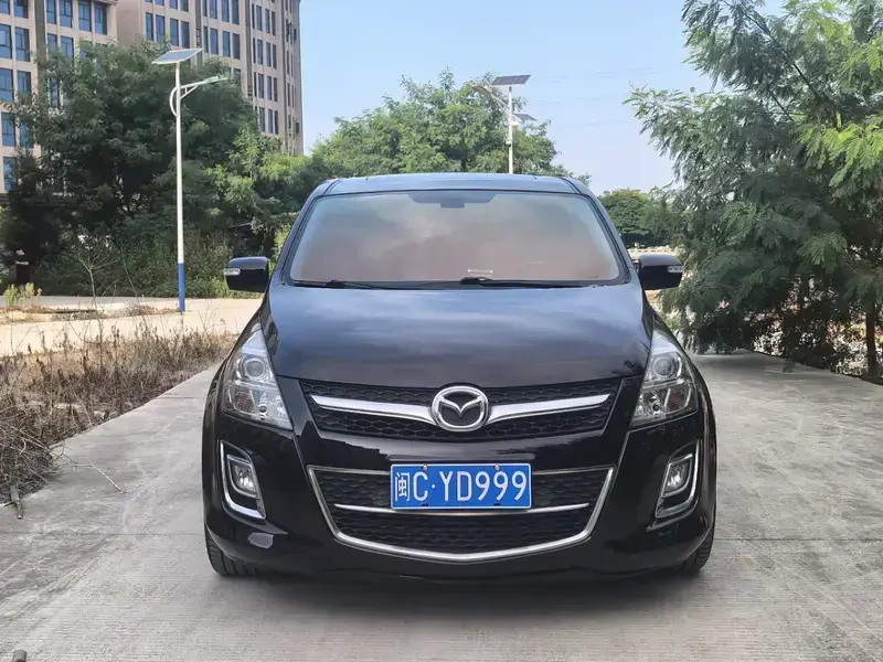 2011 Mazda 8 с пробегом 220 000 км