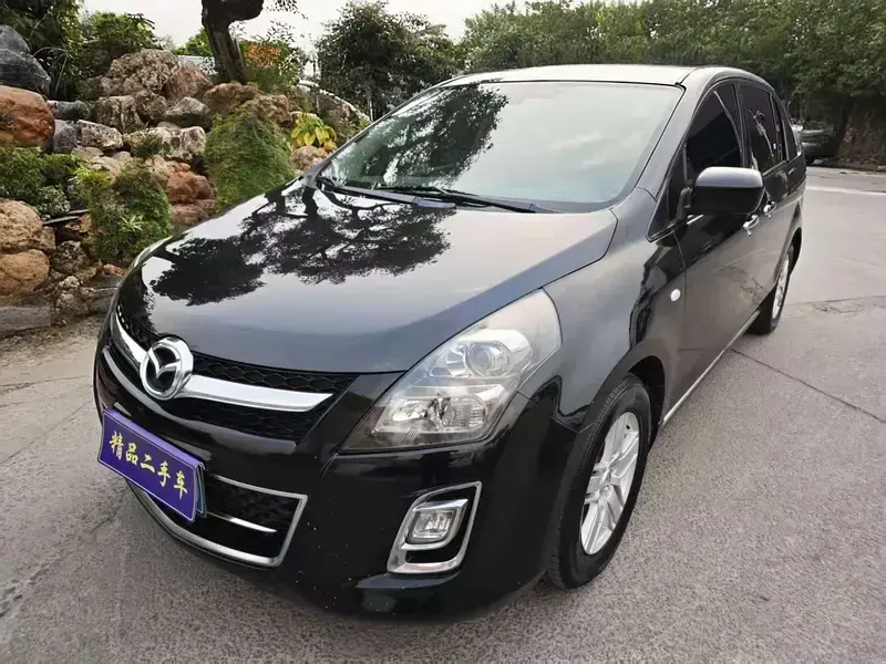 2011 Mazda 8 с пробегом 261 000 км